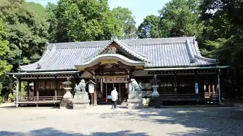 日根神社の本殿