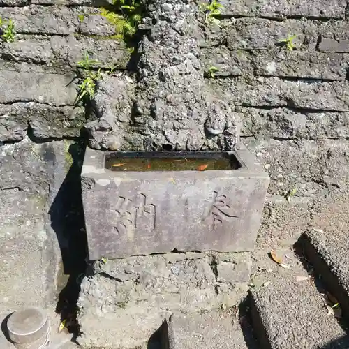 鉢形鷲神社の手水舎
