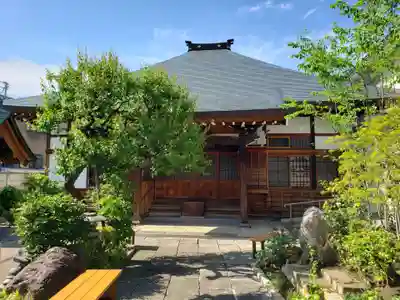 鳳林寺の本殿・本堂