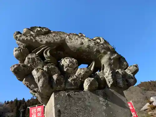 古殿八幡神社の狛犬