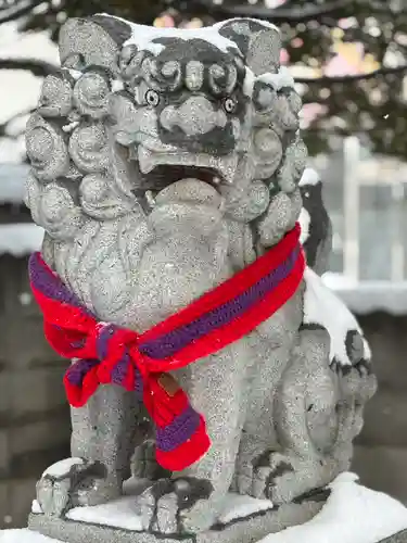 上白石神社の狛犬
