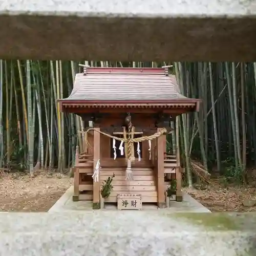 八幡神社の本殿・本堂
