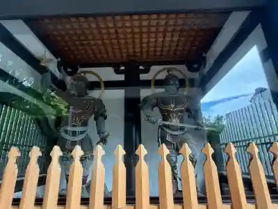 青松寺の{uncategorized: "未分類", other: "その他", undefined: "問題あり", building: "その他建物", grave: "お墓", sacred_gate: "鳥居", guardian: "狛犬", statue: "像", buddha: "仏像", history: "歴史", nature: "自然", garden: "庭園", animal: "動物", pagoda: "塔", temizu: "手水舎", mountain_gate: "山門・神門", sanctuary: "本殿・本堂", subordinate: "末社・摂社", art: "芸術", scenery: "景色", jizo: "地蔵", ema: "絵馬", goshuin: "御朱印", omikuji: "おみくじ", items: "授与品その他", amulet: "お守り", goshuincho: "御朱印帳", eats: "食事", festival: "お祭り", votive_dance: "神楽", shichigosan: "七五三参", wedding: "結婚式", experience: "体験その他", initially: "初詣", around: "周辺", anti_infection: "感染症対策"}