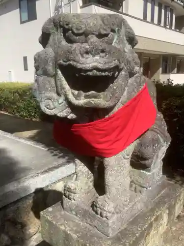 神明社・土之宮合殿の狛犬