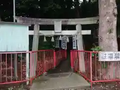 山神社・お福稲荷社・白龍大神の鳥居