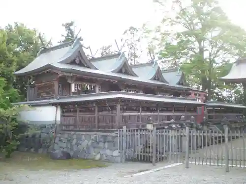 多坐弥志理都比古神社の本殿