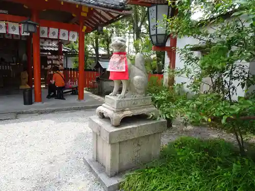 源九郎稲荷神社の狛犬