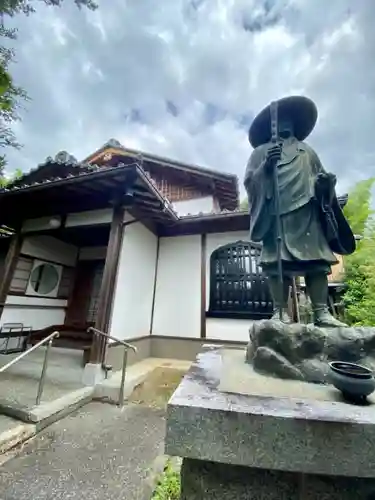 正明寺の像