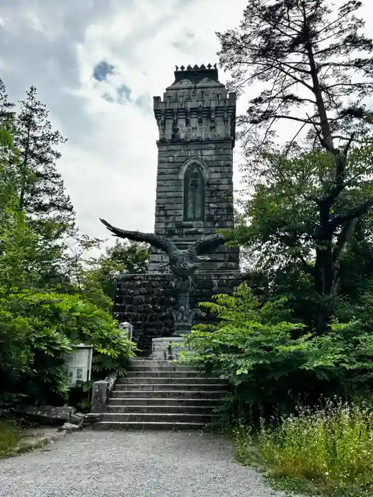 宮城縣護國神社の塔