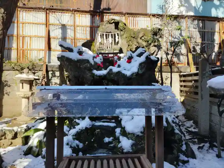 飛木稲荷神社(東京都)