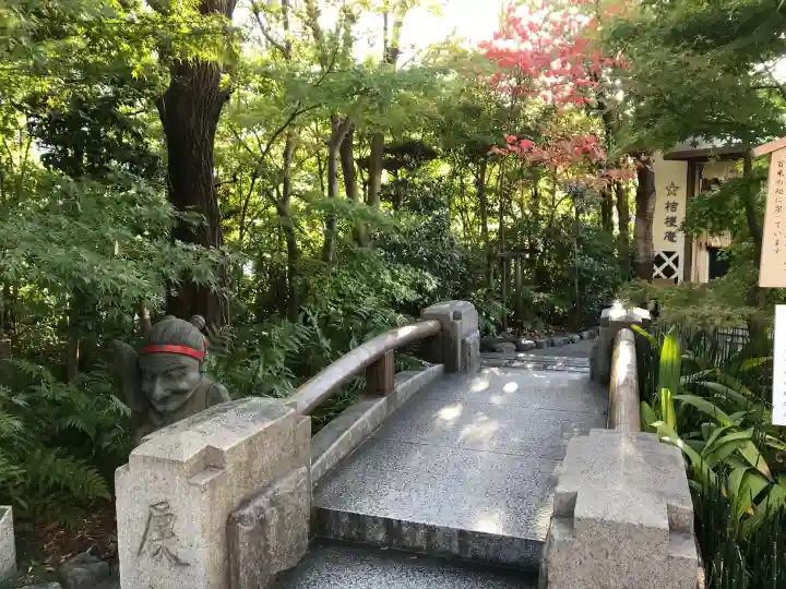 晴明神社の{uncategorized: "未分類", other: "その他", undefined: "問題あり", building: "その他建物", grave: "お墓", sacred_gate: "鳥居", guardian: "狛犬", statue: "像", buddha: "仏像", history: "歴史", nature: "自然", garden: "庭園", animal: "動物", pagoda: "塔", temizu: "手水舎", mountain_gate: "山門・神門", sanctuary: "本殿・本堂", subordinate: "末社・摂社", art: "芸術", scenery: "景色", jizo: "地蔵", ema: "絵馬", goshuin: "御朱印", omikuji: "おみくじ", items: "授与品その他", amulet: "お守り", goshuincho: "御朱印帳", eats: "食事", festival: "お祭り", votive_dance: "神楽", shichigosan: "七五三参", wedding: "結婚式", experience: "体験その他", initially: "初詣", around: "周辺", anti_infection: "感染症対策"}