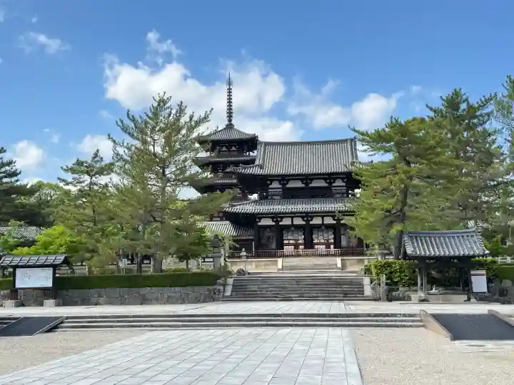 法隆寺の{uncategorized: "未分類", other: "その他", undefined: "問題あり", building: "その他建物", grave: "お墓", sacred_gate: "鳥居", guardian: "狛犬", statue: "像", buddha: "仏像", history: "歴史", nature: "自然", garden: "庭園", animal: "動物", pagoda: "塔", temizu: "手水舎", mountain_gate: "山門・神門", sanctuary: "本殿・本堂", subordinate: "末社・摂社", art: "芸術", scenery: "景色", jizo: "地蔵", ema: "絵馬", goshuin: "御朱印", omikuji: "おみくじ", items: "授与品その他", amulet: "お守り", goshuincho: "御朱印帳", eats: "食事", festival: "お祭り", votive_dance: "神楽", shichigosan: "七五三参", wedding: "結婚式", experience: "体験その他", initially: "初詣", around: "周辺", anti_infection: "感染症対策"}