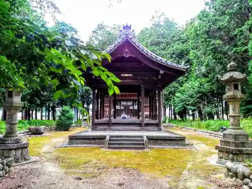 神明社（楽田青塚）の本殿・本堂