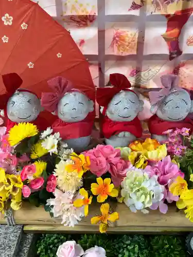 陽林寺の{uncategorized: "未分類", other: "その他", undefined: "問題あり", building: "その他建物", grave: "お墓", sacred_gate: "鳥居", guardian: "狛犬", statue: "像", buddha: "仏像", history: "歴史", nature: "自然", garden: "庭園", animal: "動物", pagoda: "塔", temizu: "手水舎", mountain_gate: "山門・神門", sanctuary: "本殿・本堂", subordinate: "末社・摂社", art: "芸術", scenery: "景色", jizo: "地蔵", ema: "絵馬", goshuin: "御朱印", omikuji: "おみくじ", items: "授与品その他", amulet: "お守り", goshuincho: "御朱印帳", eats: "食事", festival: "お祭り", votive_dance: "神楽", shichigosan: "七五三参", wedding: "結婚式", experience: "体験その他", initially: "初詣", around: "周辺", anti_infection: "感染症対策"}