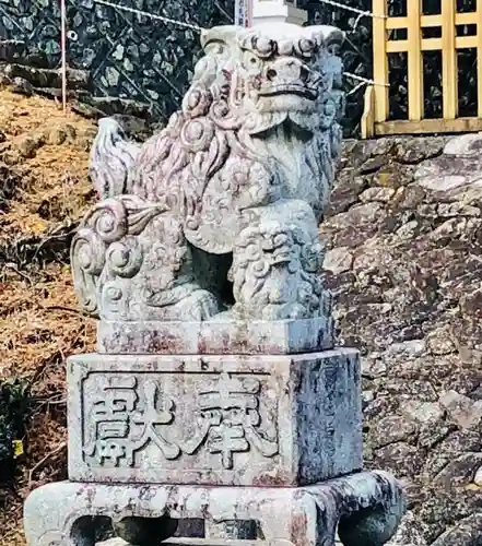 籰繰神社の狛犬