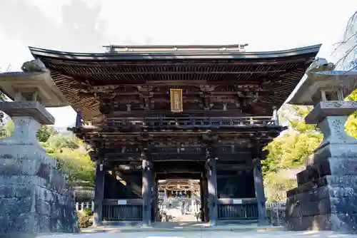 筑波山神社の山門・神門
