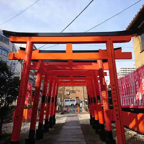 赤手拭稲荷神社の鳥居