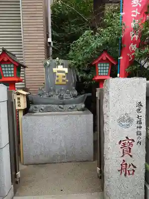 十番稲荷神社の像