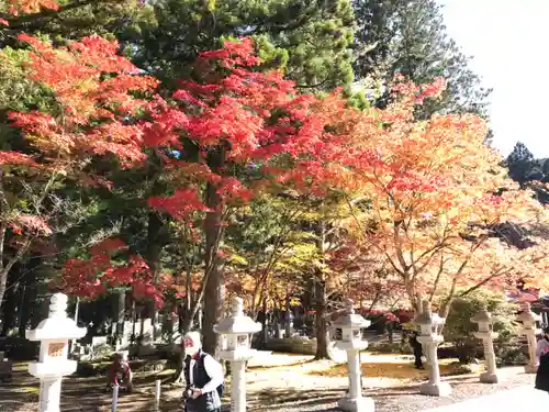 高野山金剛峯寺奥の院の建物その他