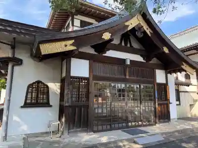 大應寺の{uncategorized: "未分類", other: "その他", undefined: "問題あり", building: "その他建物", grave: "お墓", sacred_gate: "鳥居", guardian: "狛犬", statue: "像", buddha: "仏像", history: "歴史", nature: "自然", garden: "庭園", animal: "動物", pagoda: "塔", temizu: "手水舎", mountain_gate: "山門・神門", sanctuary: "本殿・本堂", subordinate: "末社・摂社", art: "芸術", scenery: "景色", jizo: "地蔵", ema: "絵馬", goshuin: "御朱印", omikuji: "おみくじ", items: "授与品その他", amulet: "お守り", goshuincho: "御朱印帳", eats: "食事", festival: "お祭り", votive_dance: "神楽", shichigosan: "七五三参", wedding: "結婚式", experience: "体験その他", initially: "初詣", around: "周辺", anti_infection: "感染症対策"}