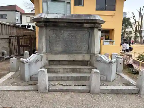 筒井八幡神社の{uncategorized: "未分類", other: "その他", undefined: "問題あり", building: "その他建物", grave: "お墓", sacred_gate: "鳥居", guardian: "狛犬", statue: "像", buddha: "仏像", history: "歴史", nature: "自然", garden: "庭園", animal: "動物", pagoda: "塔", temizu: "手水舎", mountain_gate: "山門・神門", sanctuary: "本殿・本堂", subordinate: "末社・摂社", art: "芸術", scenery: "景色", jizo: "地蔵", ema: "絵馬", goshuin: "御朱印", omikuji: "おみくじ", items: "授与品その他", amulet: "お守り", goshuincho: "御朱印帳", eats: "食事", festival: "お祭り", votive_dance: "神楽", shichigosan: "七五三参", wedding: "結婚式", experience: "体験その他", initially: "初詣", around: "周辺", anti_infection: "感染症対策"}