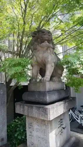 綱敷天神社御旅社の狛犬