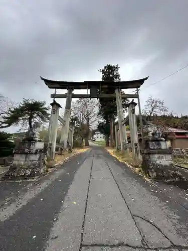 小菅神社里社の鳥居