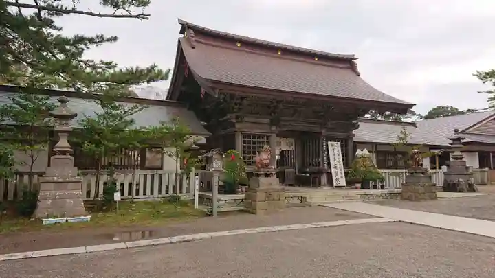 大洗磯前神社の山門・神門