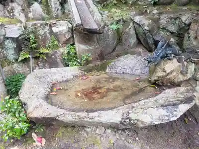 八幡十二神社の手水舎