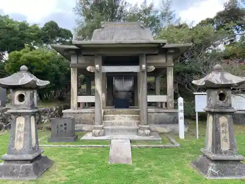 南州神社の本殿