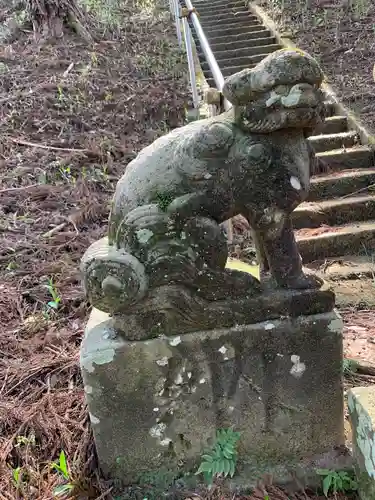 八幡神社の狛犬