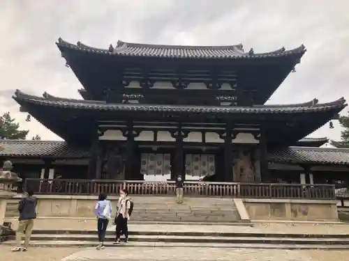 法隆寺の山門・神門