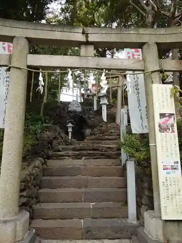 多摩川浅間神社の鳥居