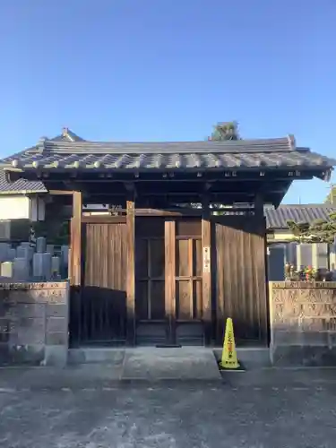 萬瑞寺の山門・神門