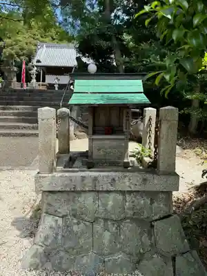 諏訪神社の末社・摂社