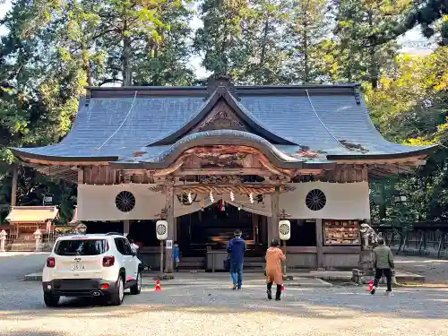 伊和神社の本殿・本堂