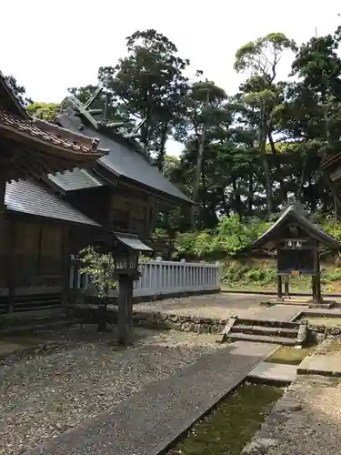 朝山神社の本殿・本堂