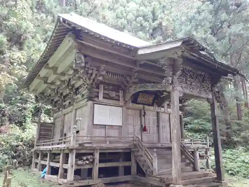 比叡山神社の本殿・本堂