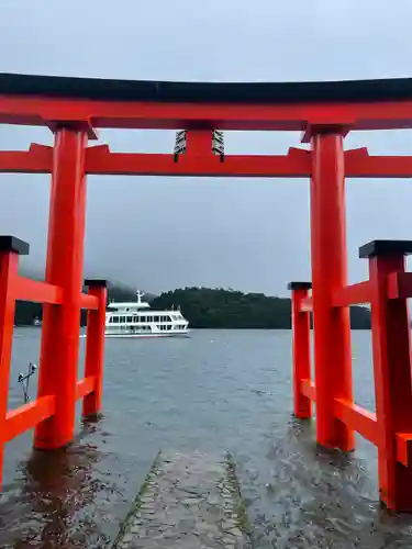 箱根神社の鳥居