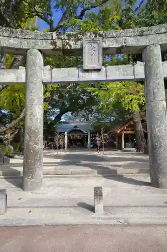 現人神社の鳥居