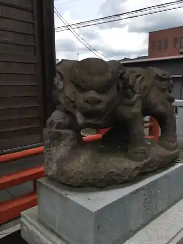 水海道諏訪神社の狛犬