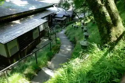 愛宕念仏寺の周辺