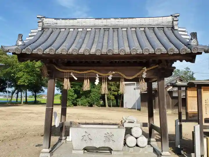 岩岡神社の手水舎