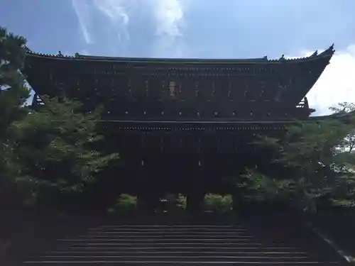 知恩院の山門