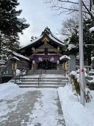 彌彦神社　(伊夜日子神社)の本殿・本堂