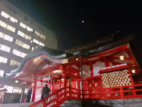 花園神社の本殿