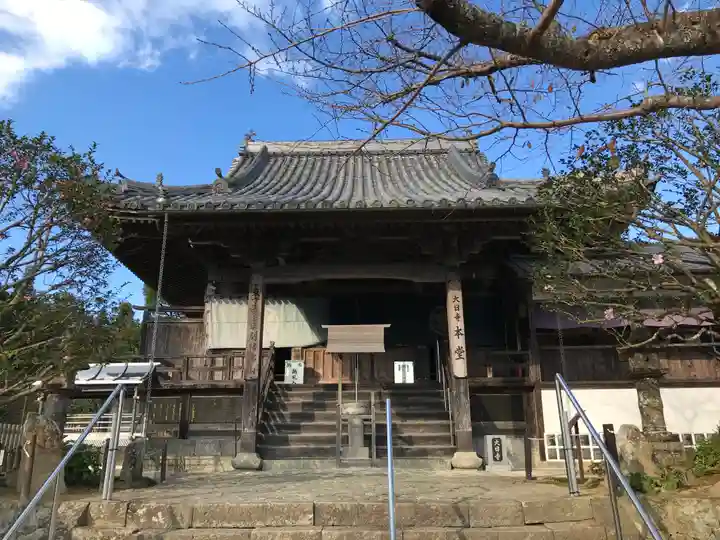 大日寺の本殿・本堂