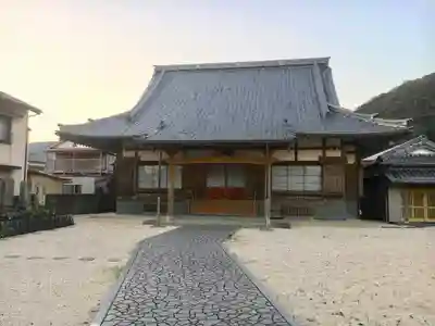 海岸寺の本殿・本堂