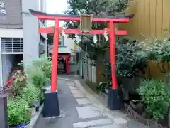 睦稲荷神社の鳥居