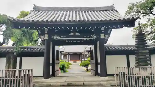 法田寺の山門・神門